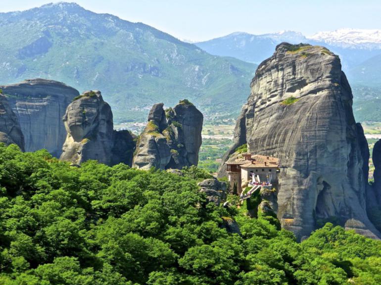 Day Tour to Meteora from Athens, UNESCO World Heritage Historic Gems - Tour without guide