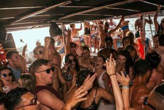 Tenerife's All Inclusive Mega Boat Party/Booze Cruise - VIP! (GREAT FOR STAGS & HENS)