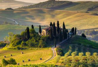 Buongiorno Chianti Wine Tour in Tuscany - visit two wineries and San Gimignano