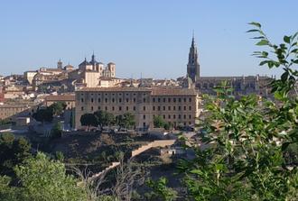 Half day tour of Toledo with bus transfer from Madrid