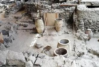 Santorini Visit Akrotiri Archaeological Site