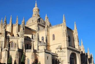 Visit Segovia and Toledo with entry to the Alcazar and Toledo's cathedral as well as transfer from Madrid Canovas del Castillo